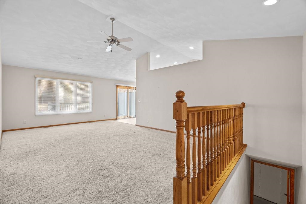 154 Rivers Edge Drive Cherry Valley, IL 61016 - Photo 7 of 32