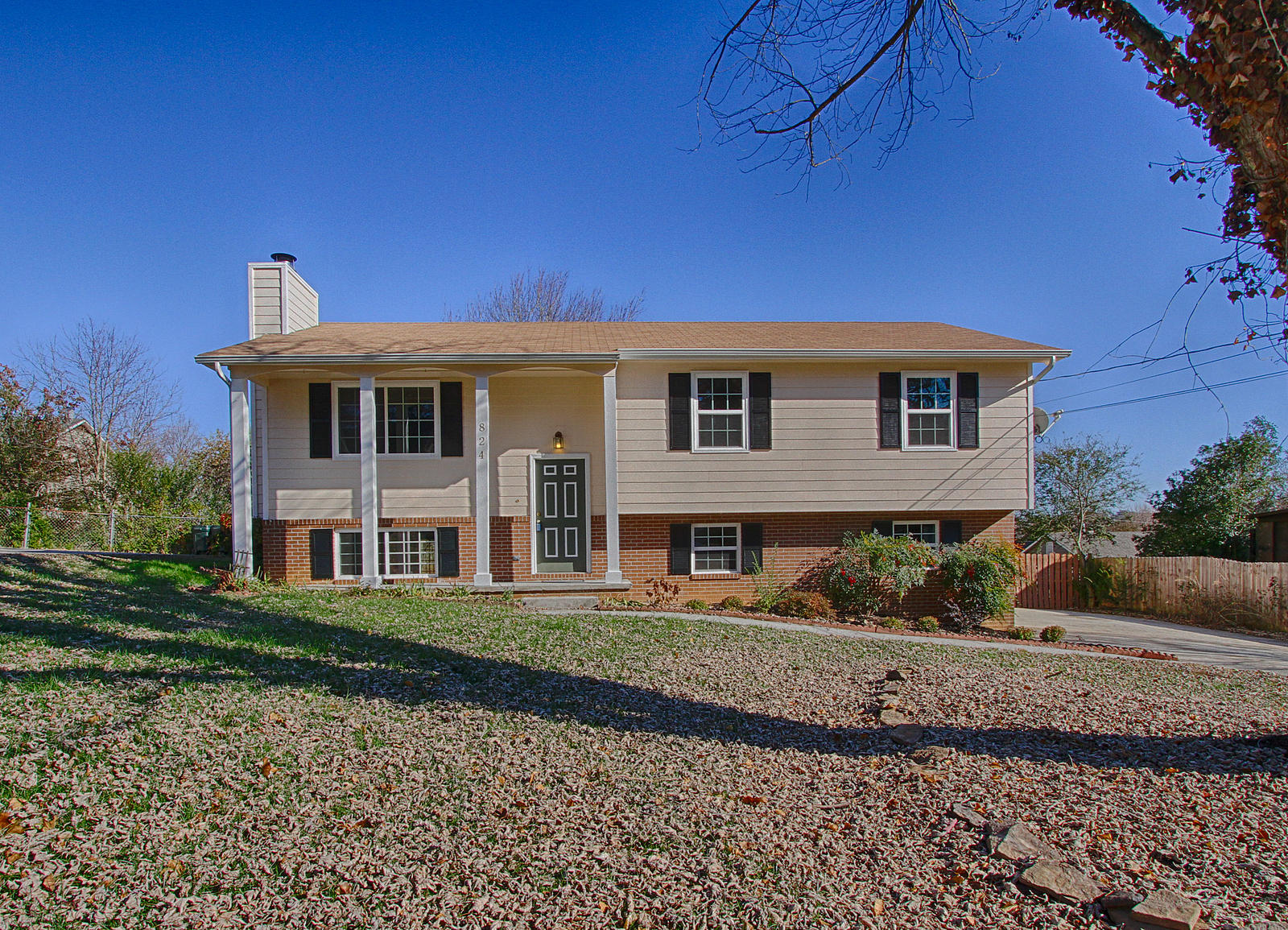 824 Bent Tree Road Knoxville, TN 37934 - Photo 1 of 16 bent tree - mistry-seller - front elevat