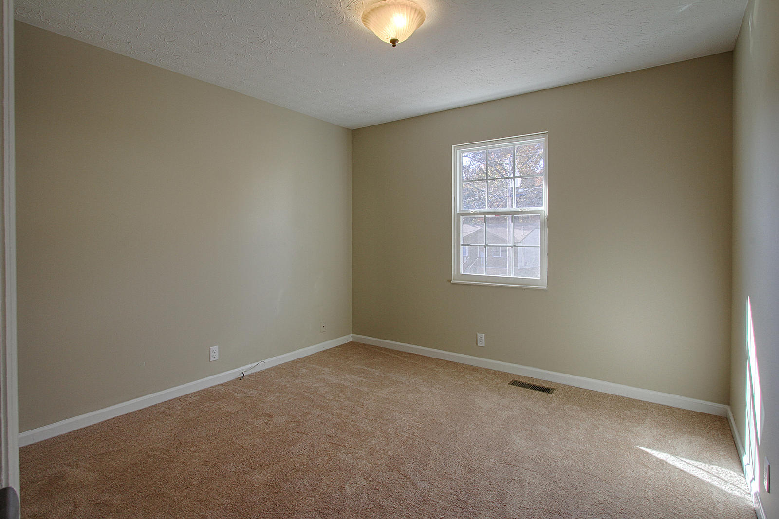 824 Bent Tree Road Knoxville, TN 37934 - Photo 15 of 16 Bedroom #02