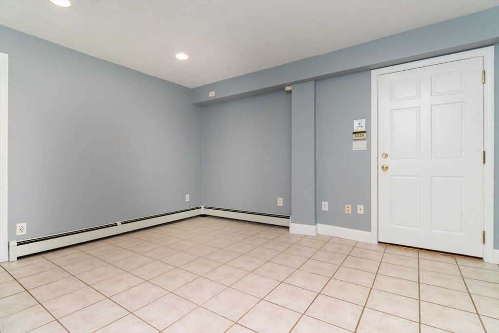 35 Chestnut Street, Unit 2 Chelsea, MA 02150 - Photo 20 of 24