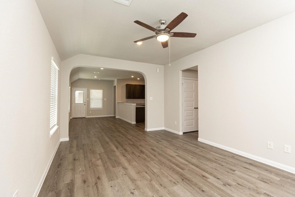 5615 James Michael Drive Rosharon, TX 77583 - Photo 3 of 26