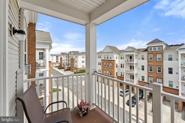 $504,900 | 24661 Woolly Mammoth Terrace, Unit 403, Aldie, VA 20105