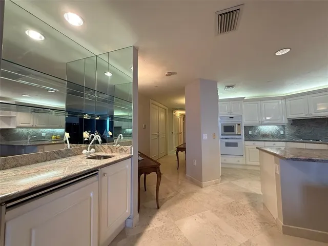 $15,000 | Undisclosed Address, Juno Beach, FL 33408