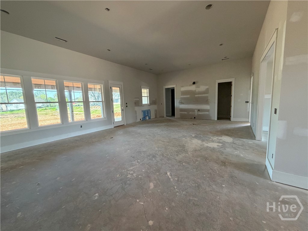 1091 Sunset Bluff Greensboro, GA 30642 - Photo 11 of 44