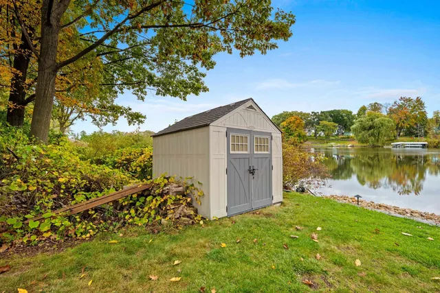 $824,900 | N5938 Wolf River Road, Shawano, WI 54166