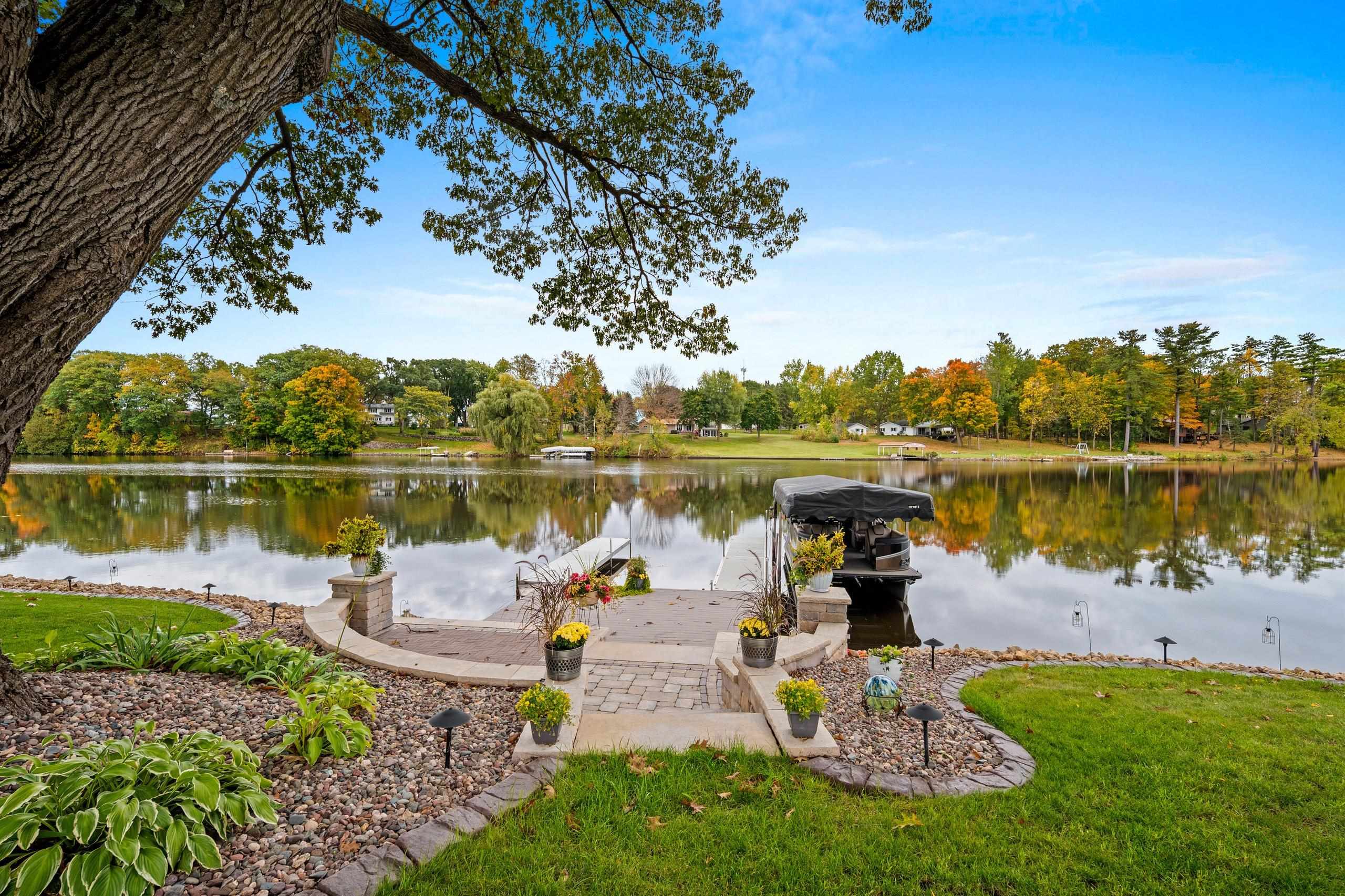 N5938 Wolf River Road Shawano, WI 54166 - Photo 18 of 87