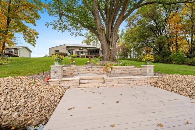 $824,900 | N5938 Wolf River Road, Shawano, WI 54166