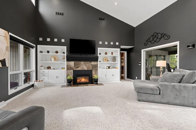 $824,900 | N5938 Wolf River Road, Shawano, WI 54166