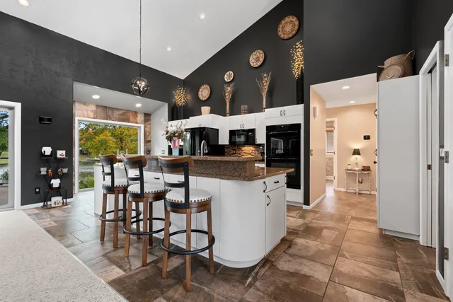 $824,900 | N5938 Wolf River Road, Shawano, WI 54166