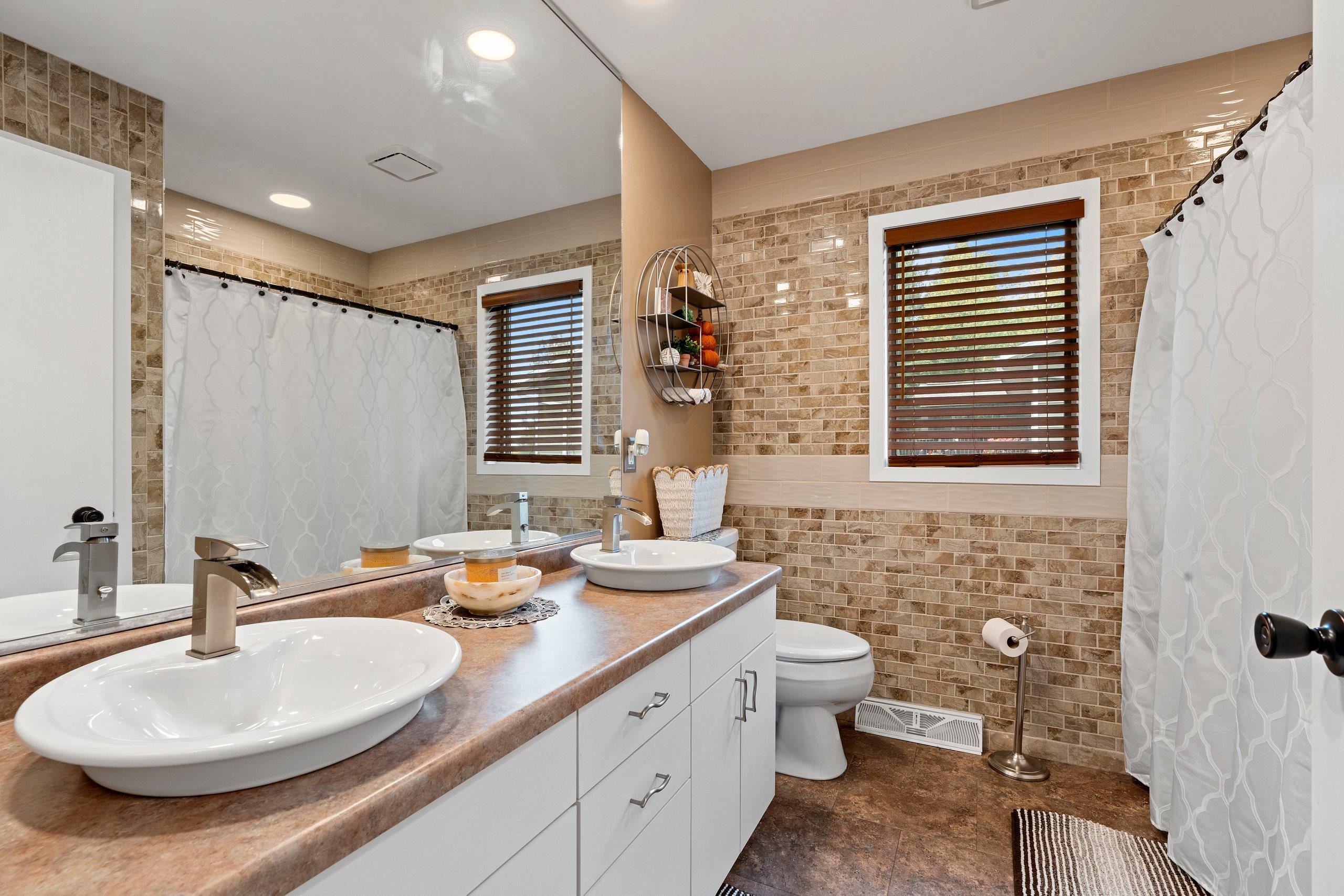 N5938 Wolf River Road Shawano, WI 54166 - Photo 59 of 87