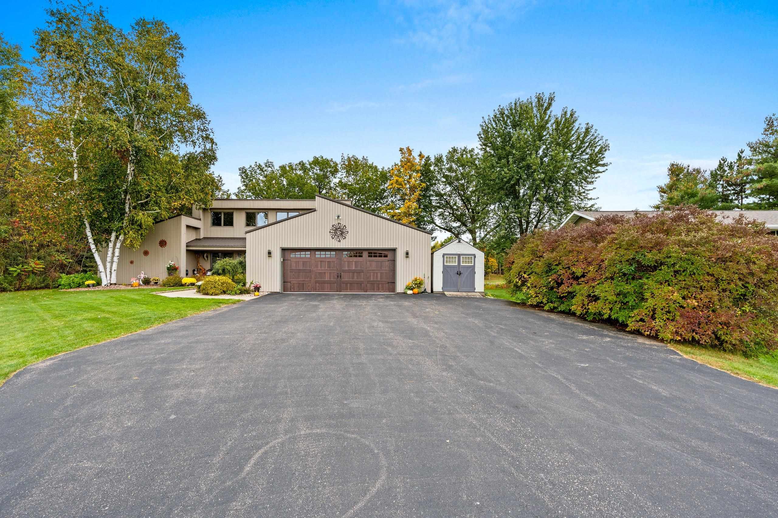 N5938 Wolf River Road Shawano, WI 54166 - Photo 6 of 87