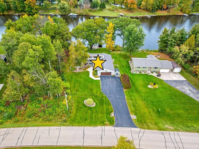 $824,900 | N5938 Wolf River Road, Shawano, WI 54166