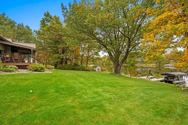 $824,900 | N5938 Wolf River Road, Shawano, WI 54166