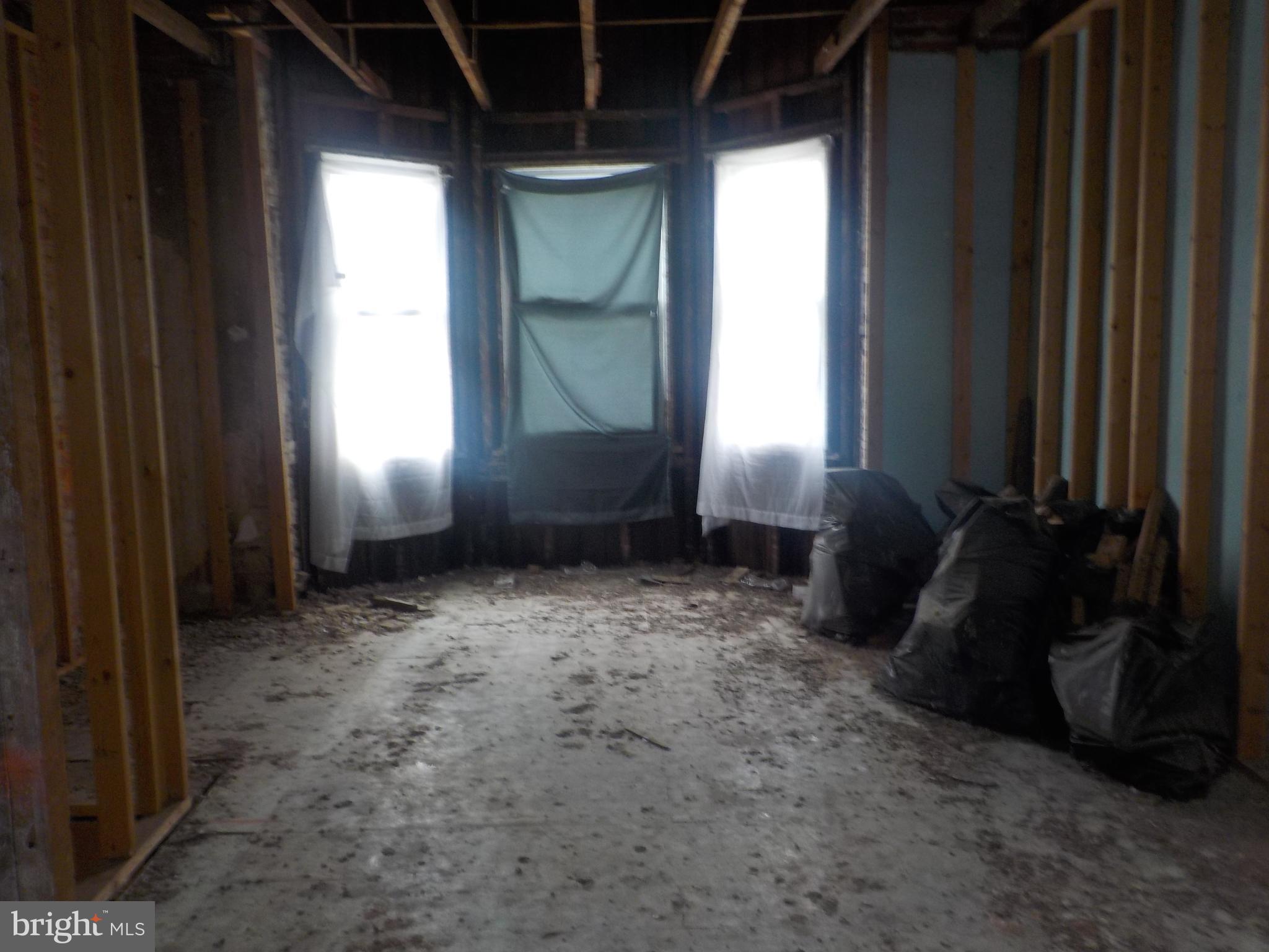 2852 Harford Road Baltimore, MD 21218 - Photo 16 of 25