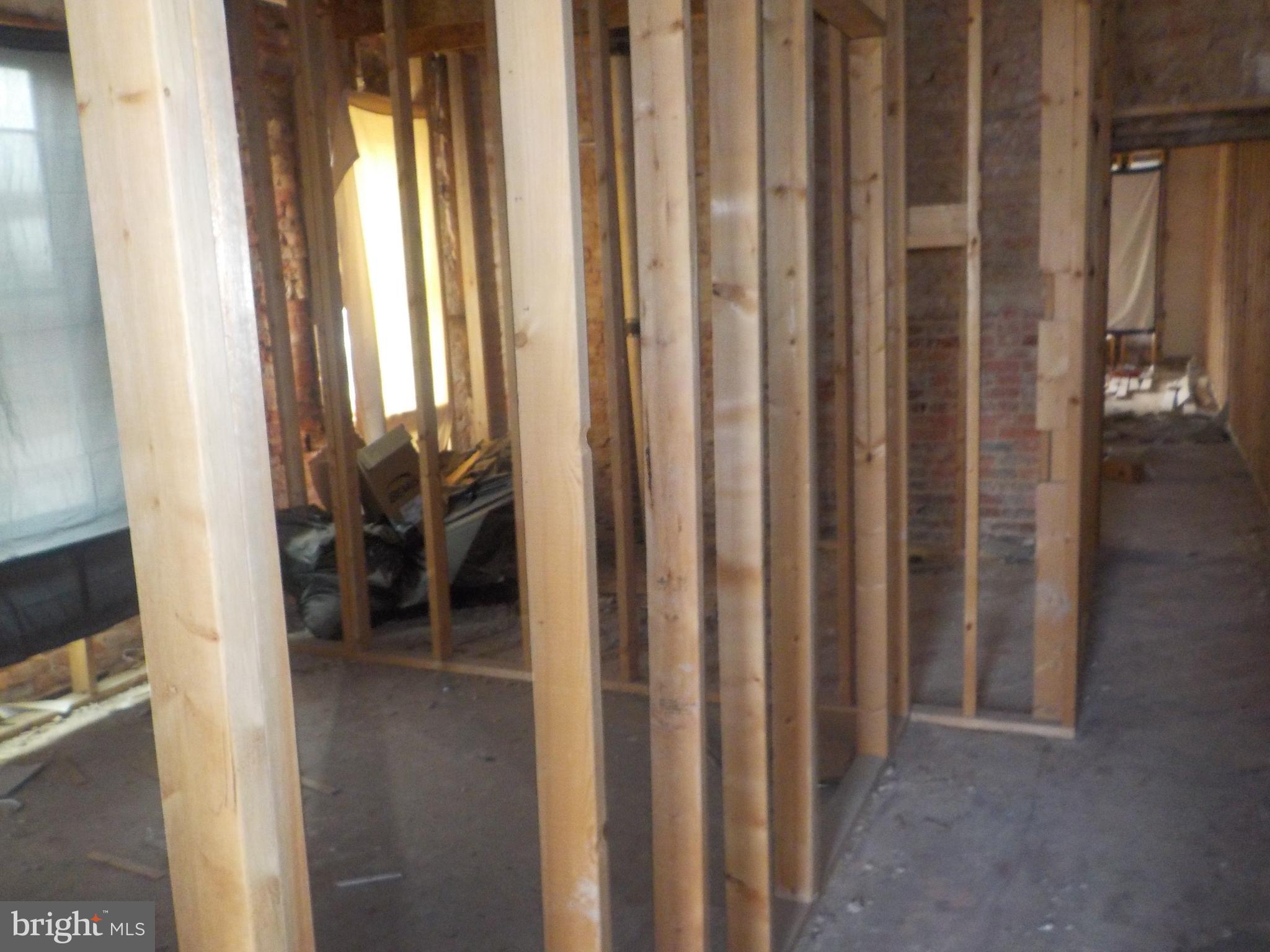 2852 Harford Road Baltimore, MD 21218 - Photo 10 of 25