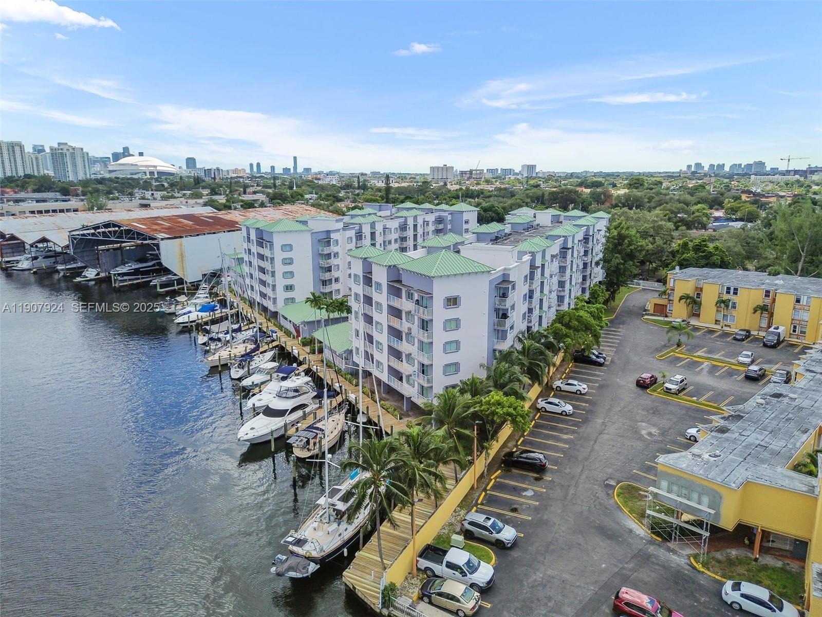 2475 Northwest 16th St Road, Unit 616 Miami, FL 33125 - Photo 9 of 32 a view of a city