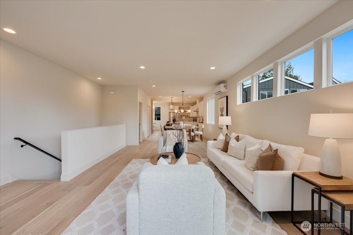 13542 39th Avenue Northeast, Unit A Seattle, WA 98125 - Photo 12 of 30