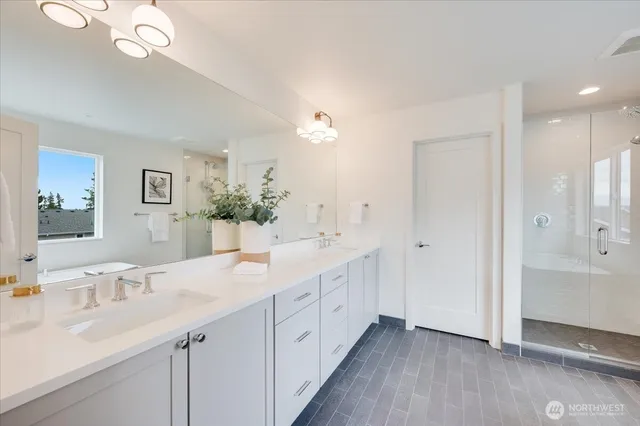 $999,950 | 13542 39th Avenue Northeast, Unit A, Seattle, WA 98125