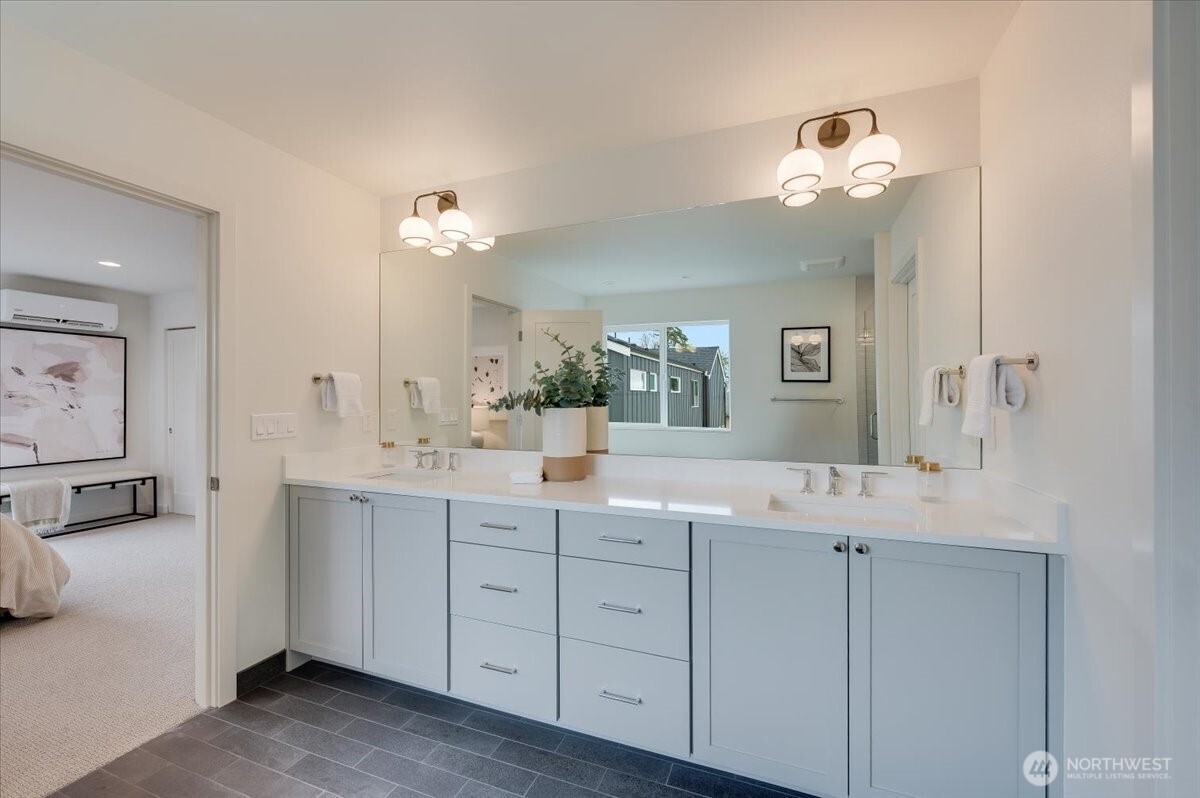 13542 39th Avenue Northeast, Unit A Seattle, WA 98125 - Photo 27 of 30