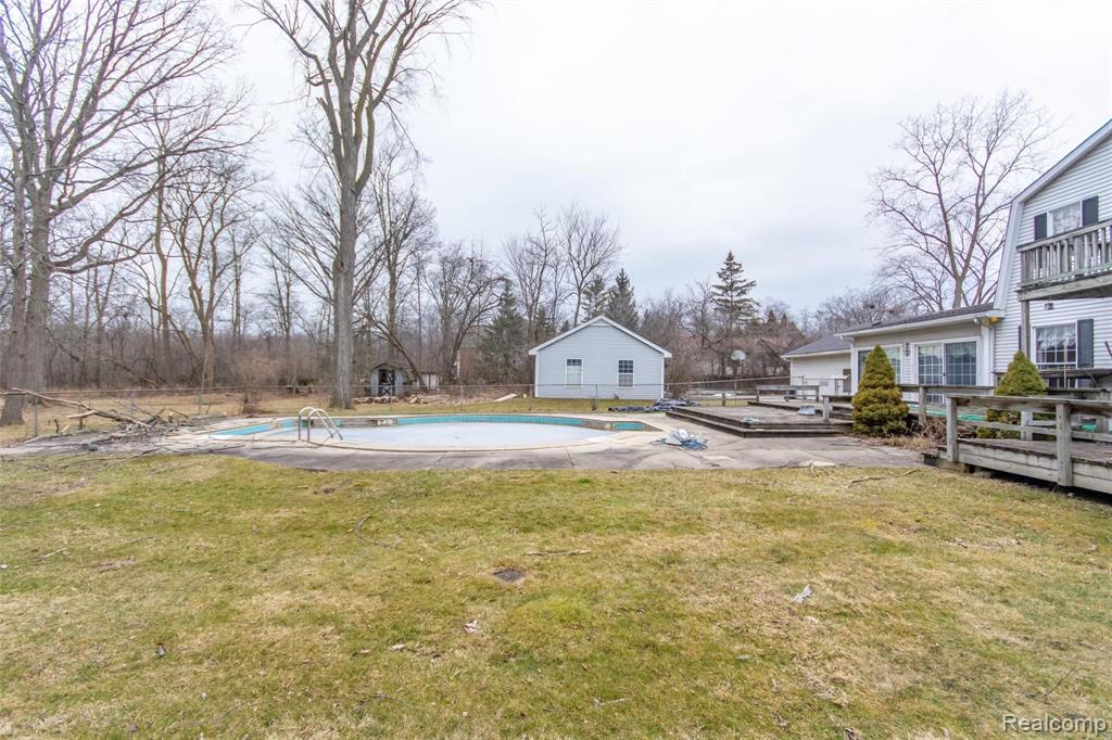8475 Bridge Road Grosse Ile, MI 48138 - Photo 36 of 68