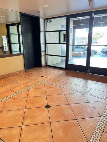 $565,000 | 435 South Virgil Avenue, Unit 209, Los Angeles, CA 90020