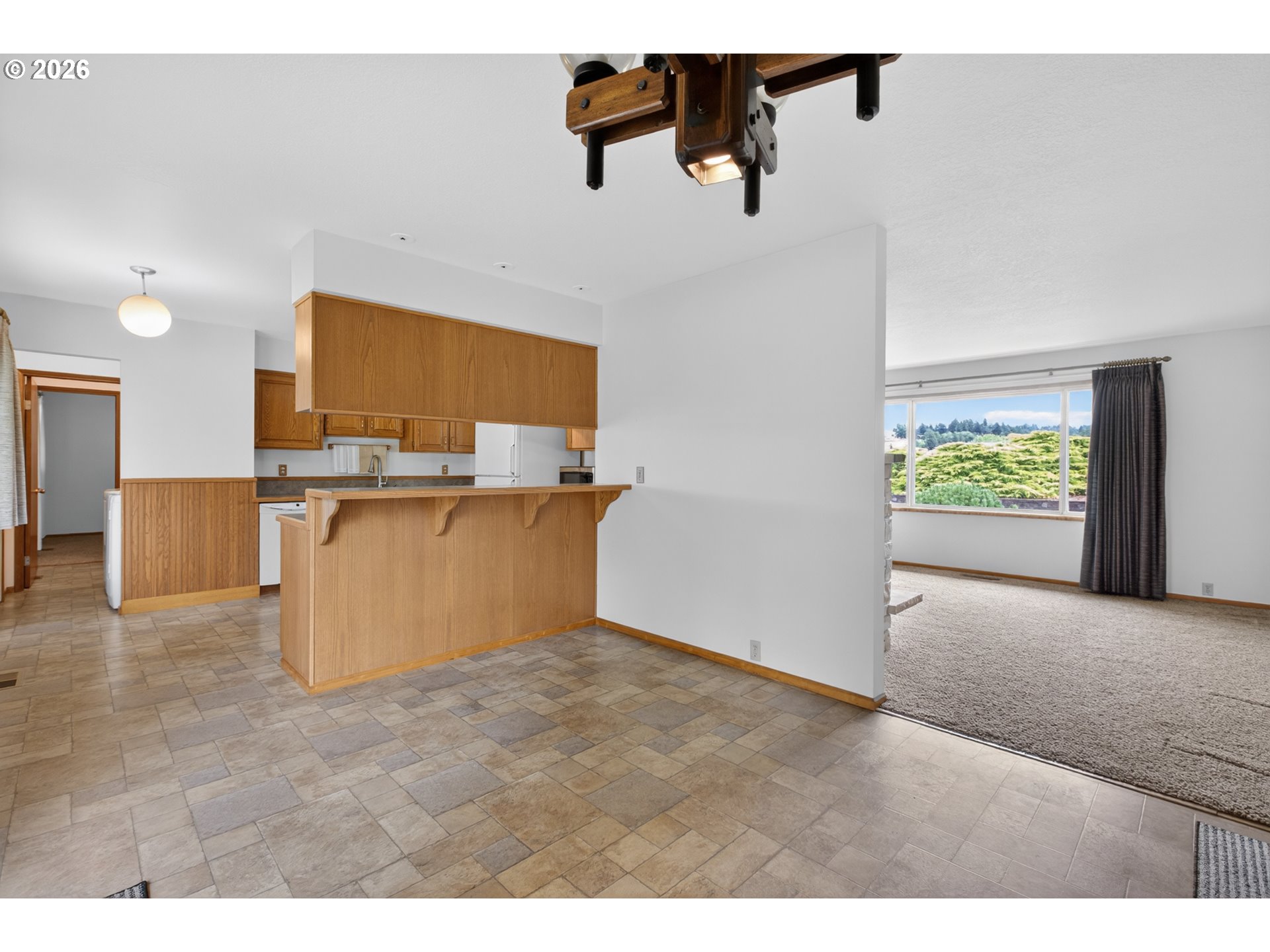 1731 Southeast Henkle Road Corbett, OR 97019 - Photo 13 of 48