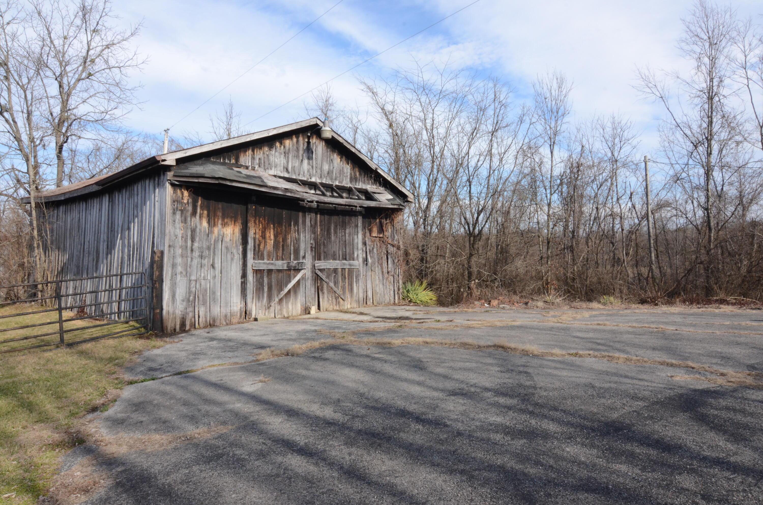 4180 Bybee Road Winchester, KY 40391 - Photo 40 of 44 PIC_4313