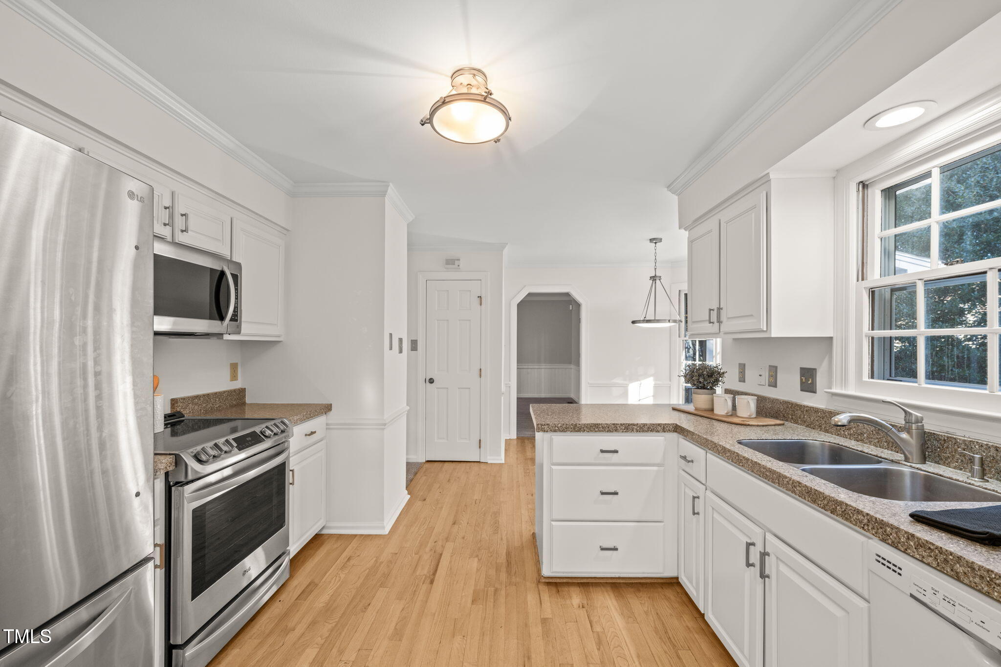 7304 Wilderness Road Raleigh, NC 27613 - Photo 19 of 31 23-web-or-mls-DSC06843
