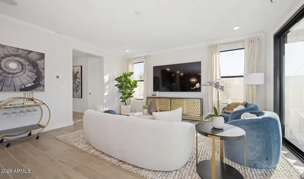 $893,800 | 95 East Windsor Drive, Gilbert, AZ 85296