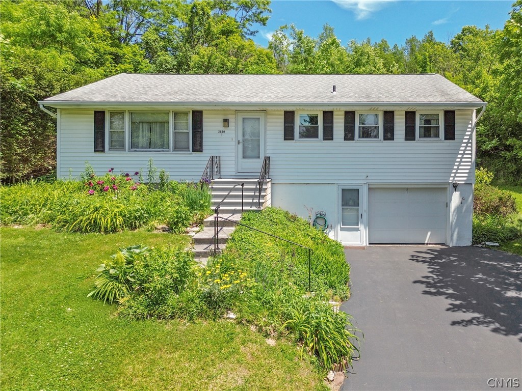 3659 Warners Road Camillus, NY 13209 - Photo 28 of 35