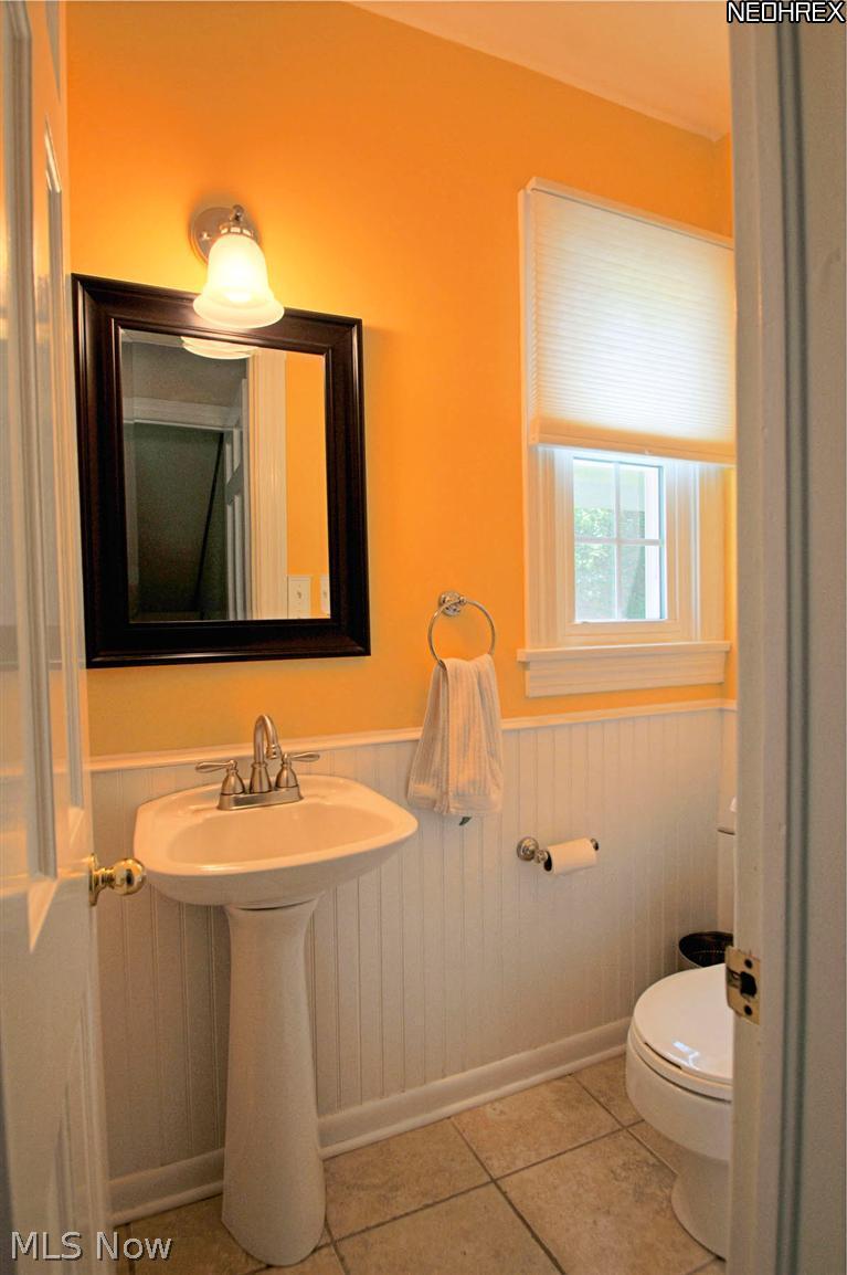 2899 Lander Road Cleveland, OH 44124 - Photo 17 of 25
