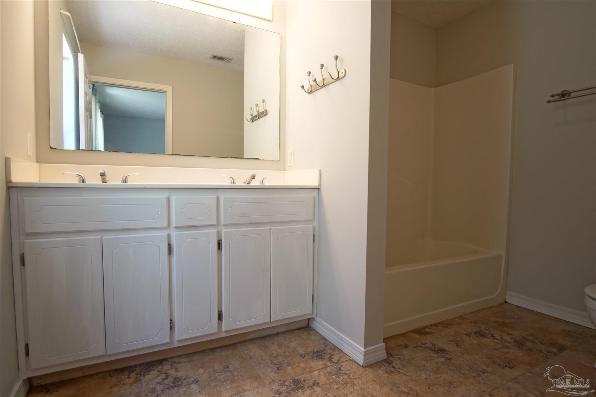 508 Risen Star Drive Crestview, FL 32539 - Photo 29 of 45 Gallery Image 29