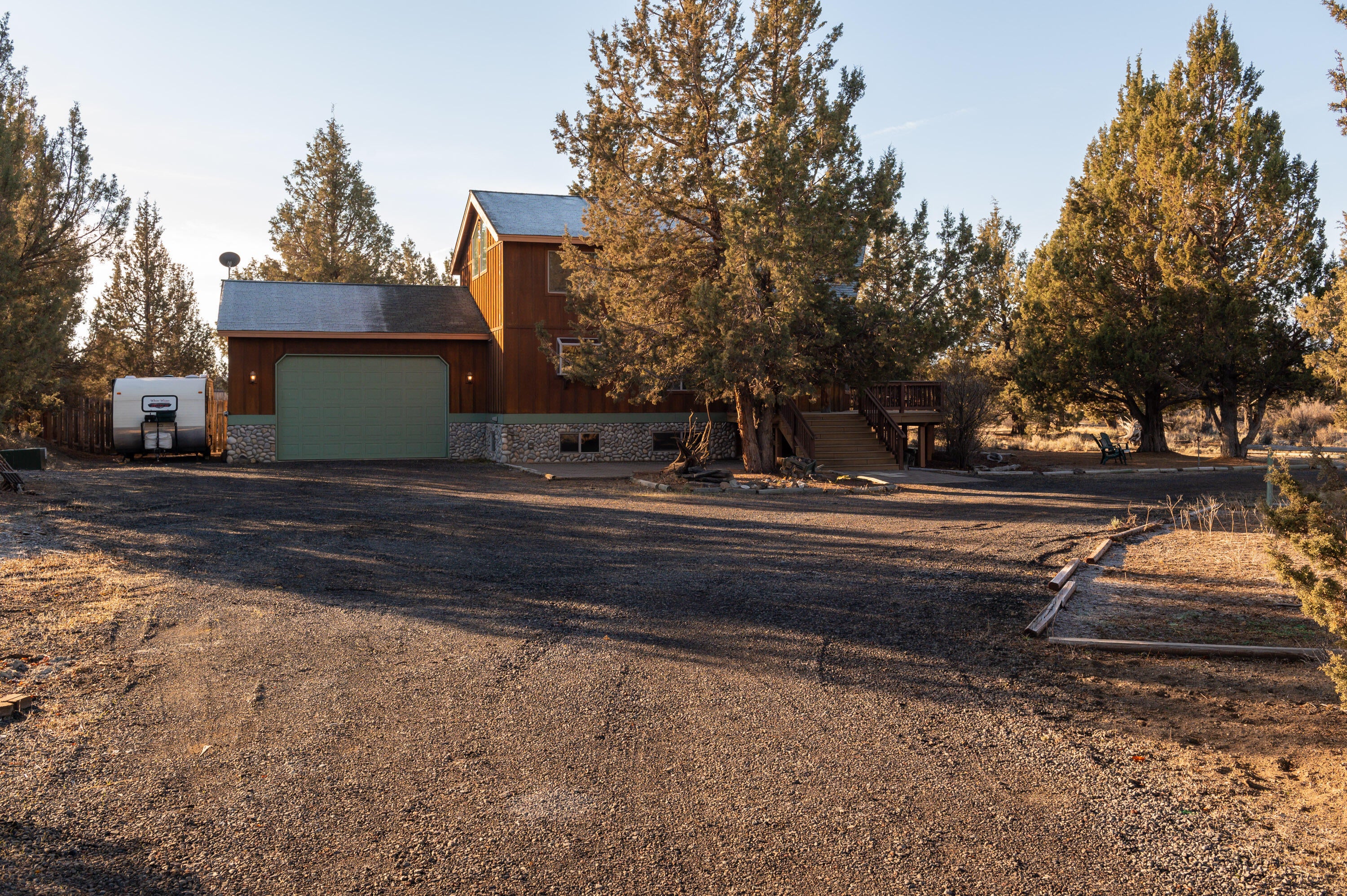 66828 Lance Road Bend, OR 97703 - Photo 41 of 45 TPark_0483_120321