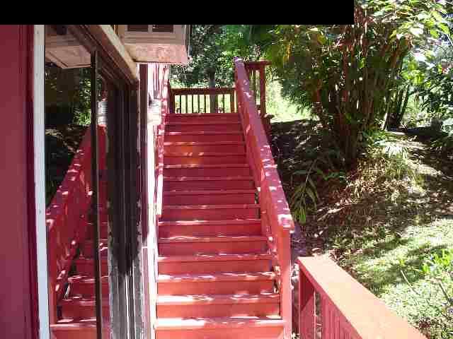 497 Kawelo Road Haiku, HI 96708 - Photo 7 of 18 a view of a pathway of a building