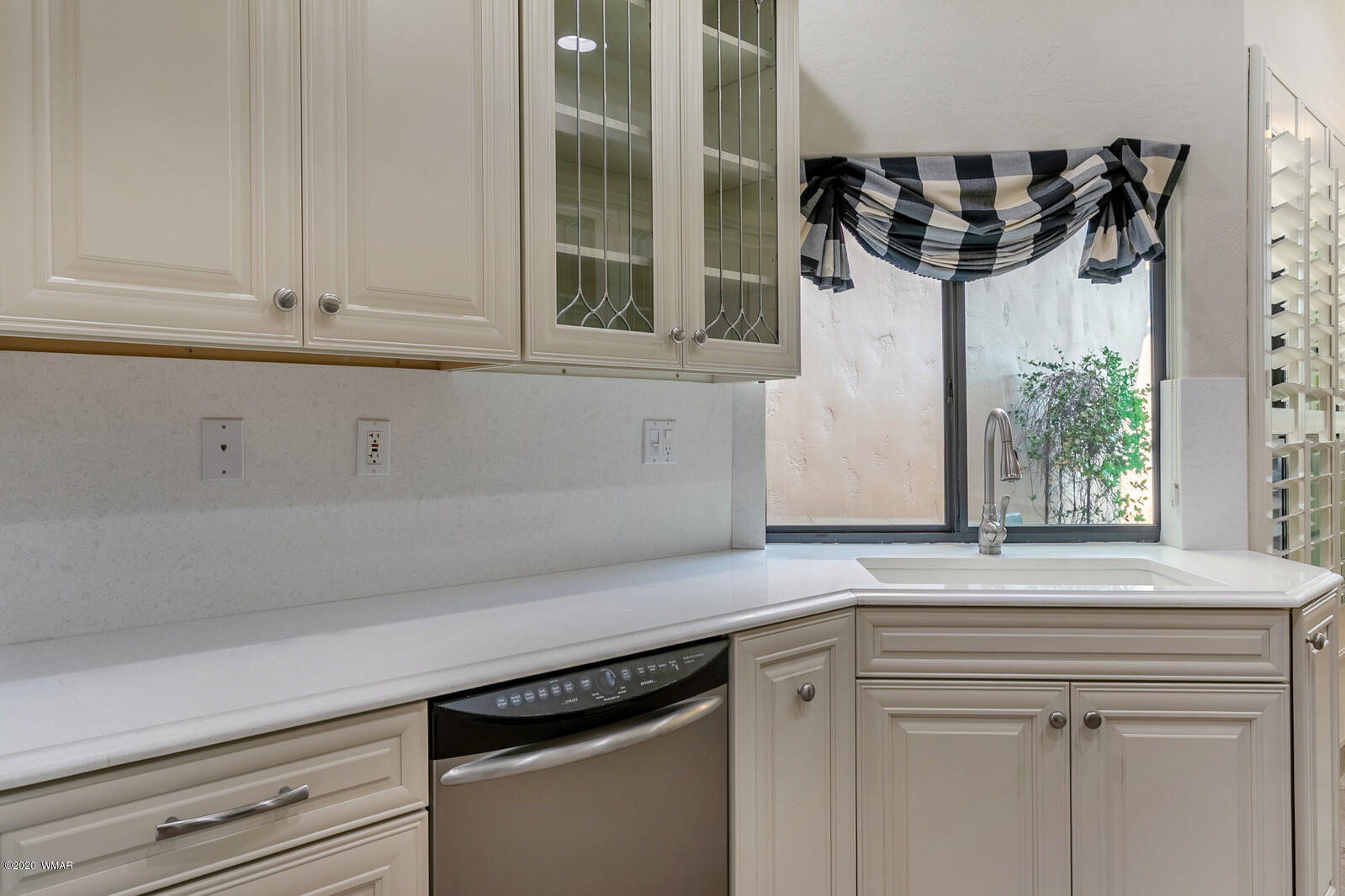 7955 East Chaparral Road, Unit 73 Scottsdale, AZ 85251 - Photo 7 of 32