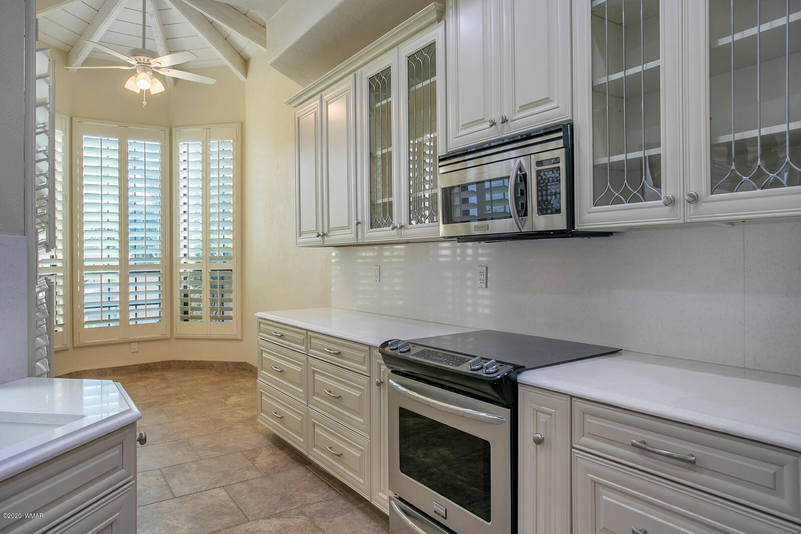 7955 East Chaparral Road, Unit 73 Scottsdale, AZ 85251 - Photo 8 of 32