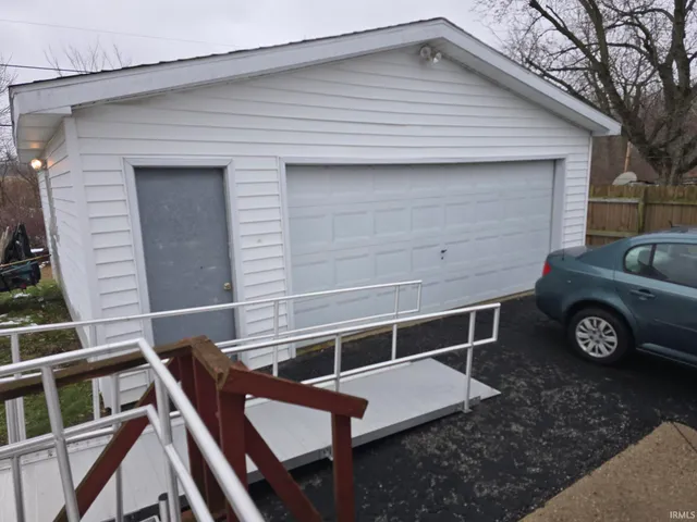 $99,900 | 214 North Vickery Lane, Marion, IN 46952