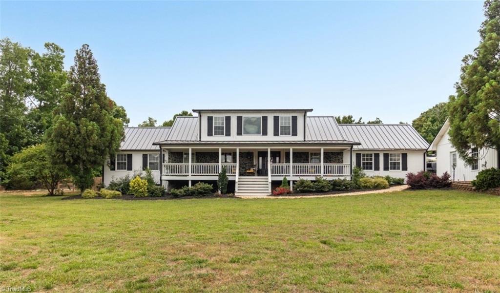 2770 Farmer Road Denton, NC 27239 - Photo 2 of 45