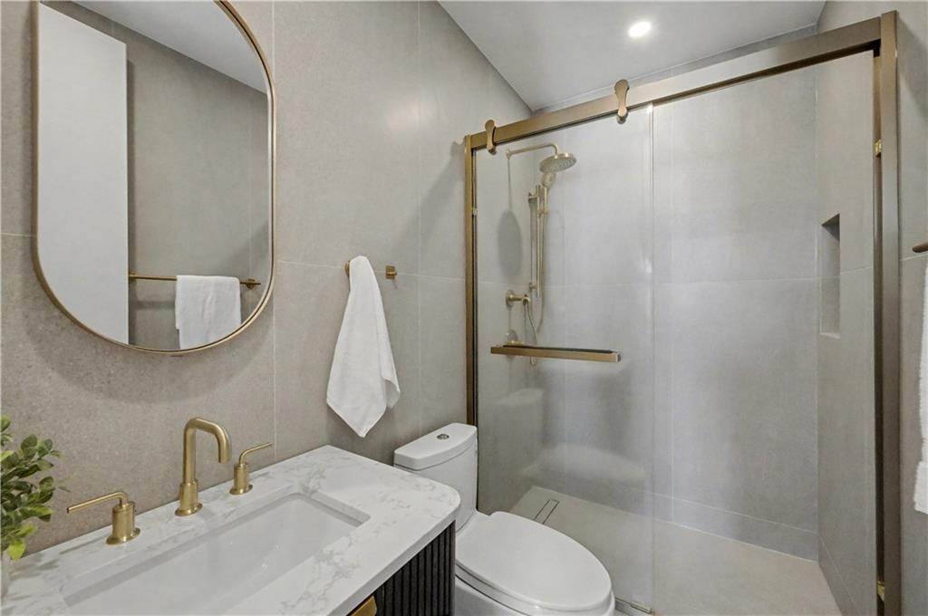 277 18th Street Brooklyn, NY 11215 - Photo 23 of 27