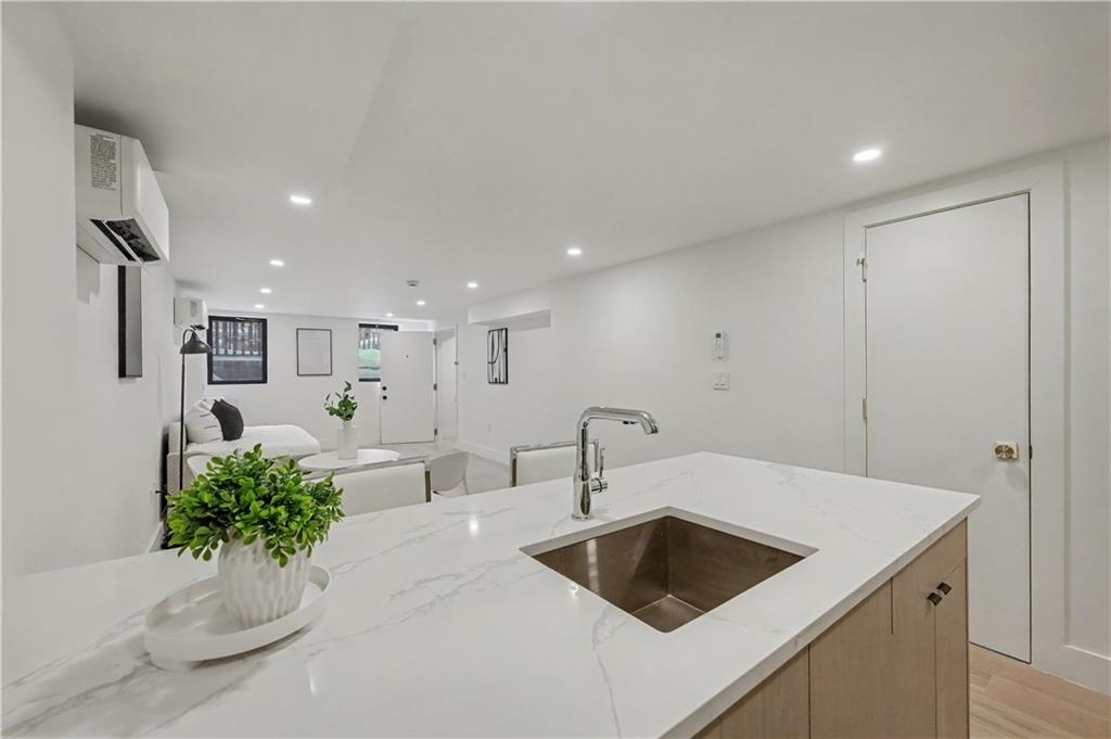 277 18th Street Brooklyn, NY 11215 - Photo 24 of 27