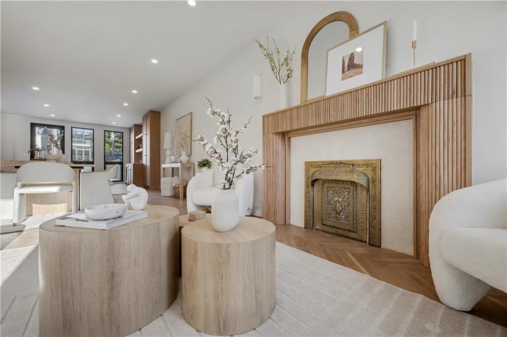 277 18th Street Brooklyn, NY 11215 - Photo 4 of 27