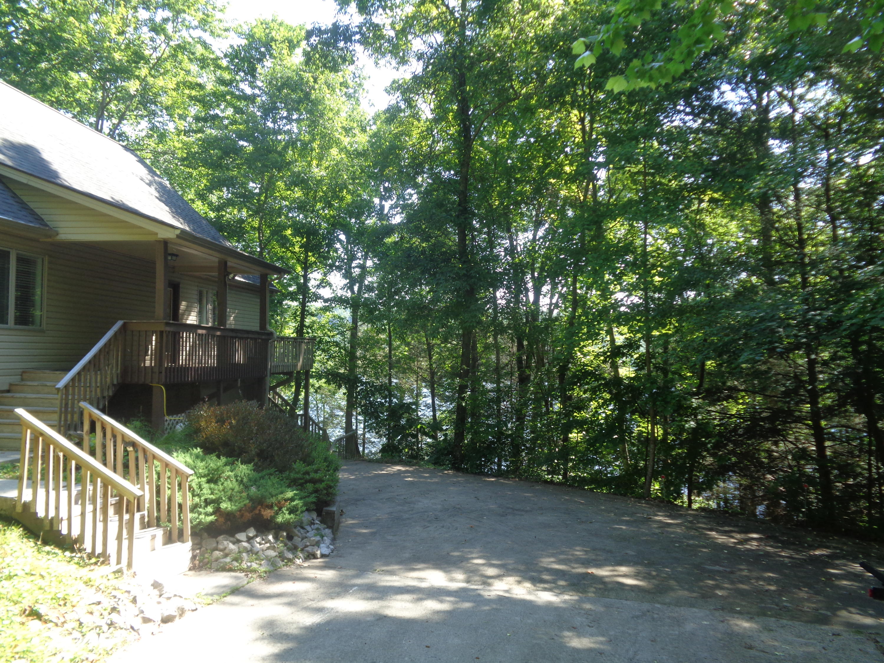 1389 Fount Hubbard Road London, KY 40741 - Photo 33 of 45 DSC05071