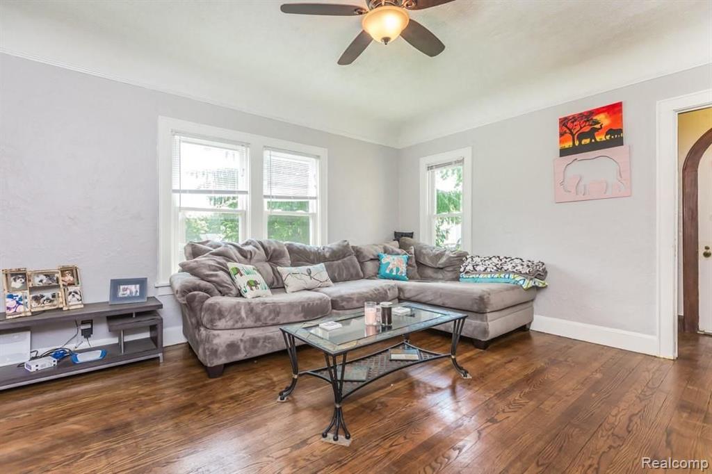 3179 Martell Street Rochester Hills, MI 48309 - Photo 5 of 26
