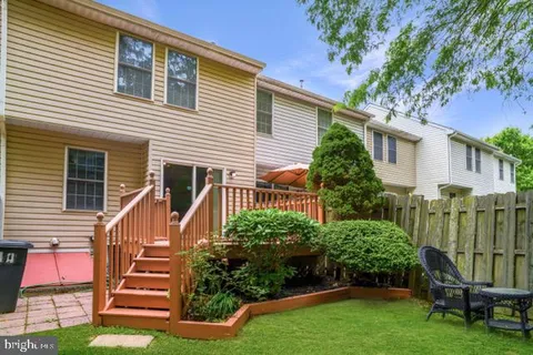 $335,000 | 10 Amberlady Court, Owings Mills, MD 21117