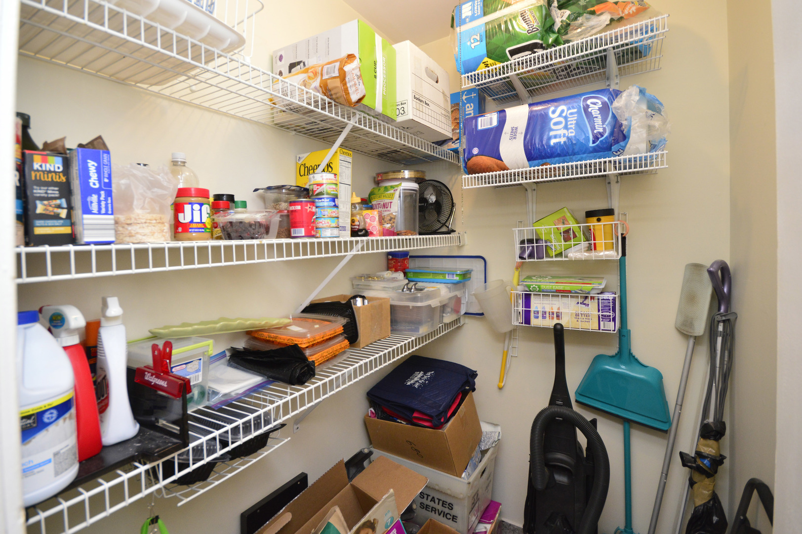 2222 South Goebbert Road, Unit 356 Arlington Heights, IL 60005 - Photo 12 of 22