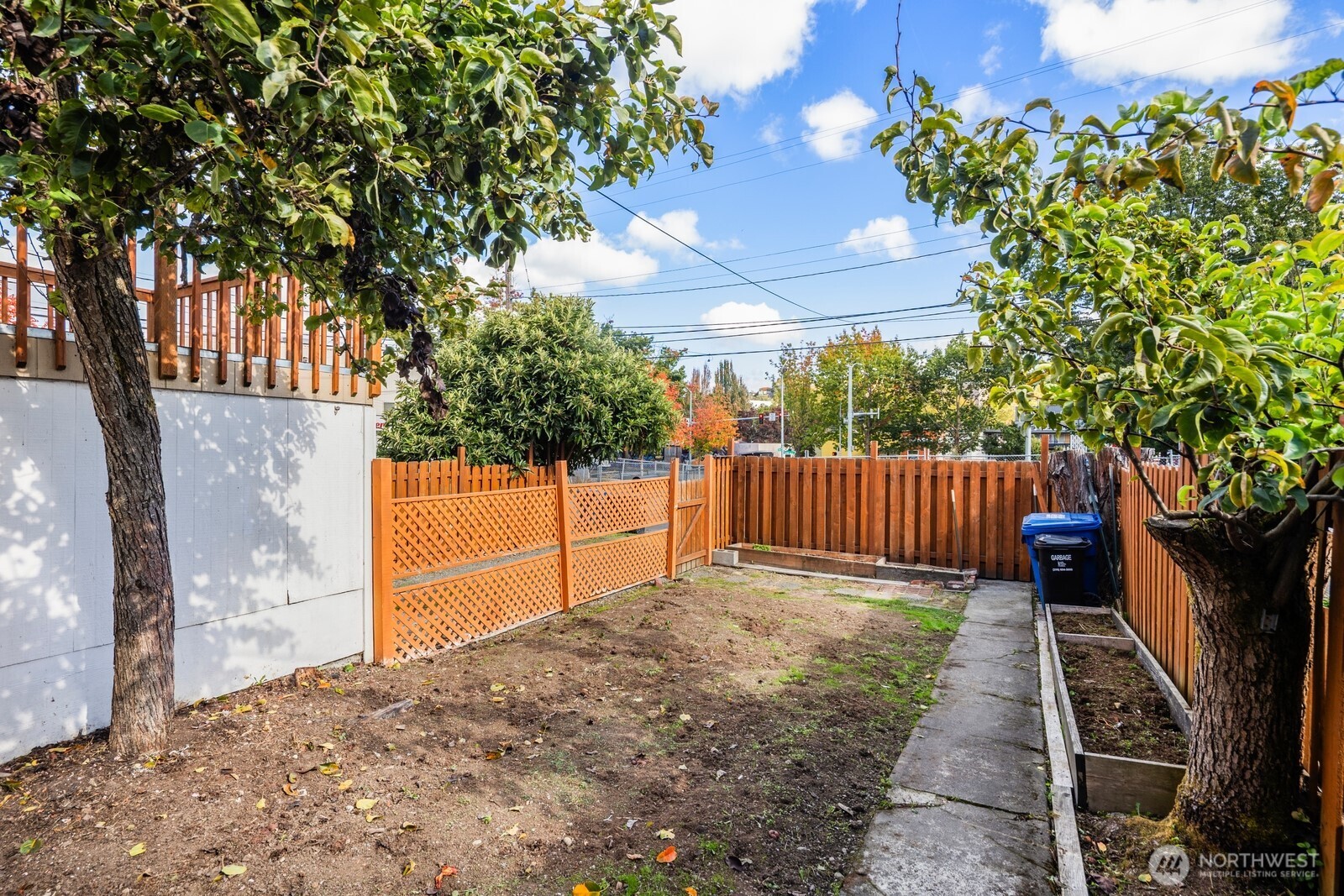 2305 24th Avenue South Seattle, WA 98144 - Photo 27 of 31