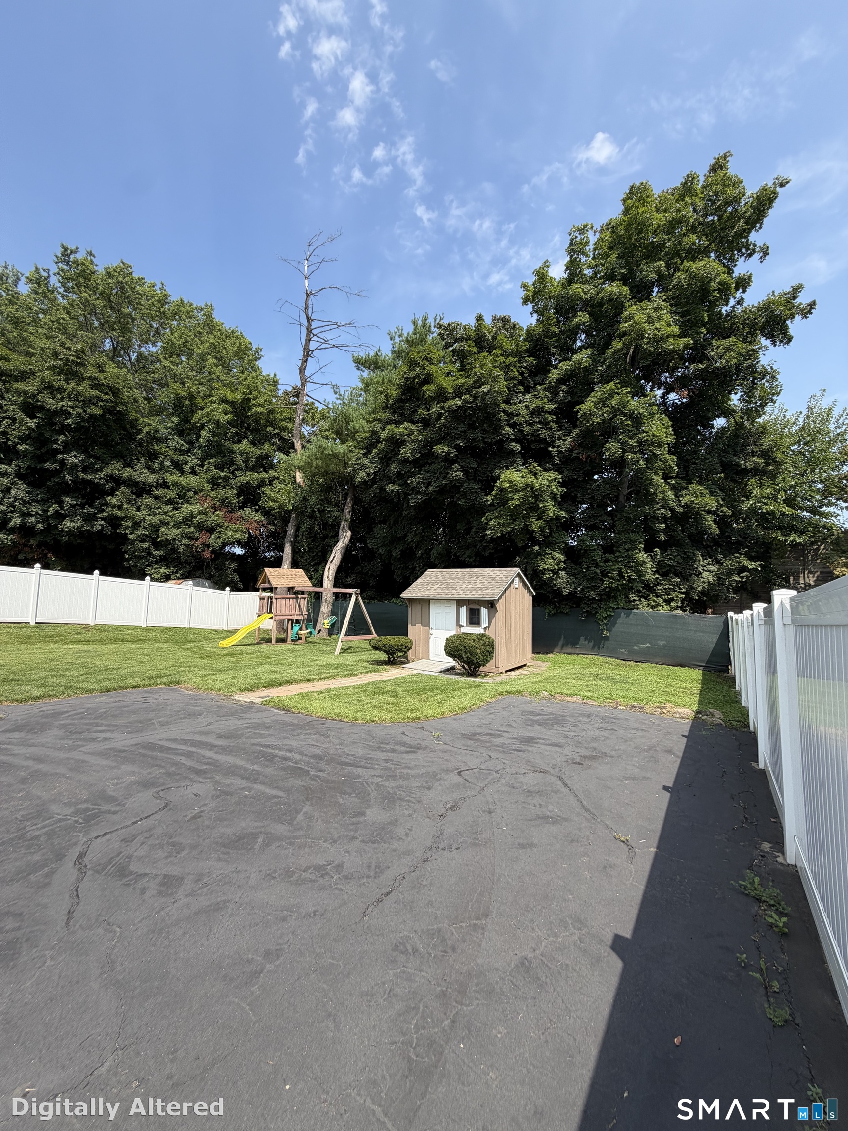 154 Overbrook Road West Hartford, CT 06107 - Photo 13 of 40 Gallery Image 13