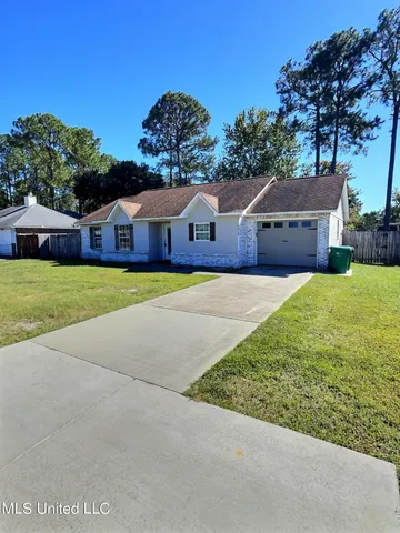 $1,675 | 5408 Old Fort Bayou Road, Ocean Springs, MS 39564