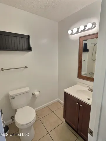 $1,675 | 5408 Old Fort Bayou Road, Ocean Springs, MS 39564