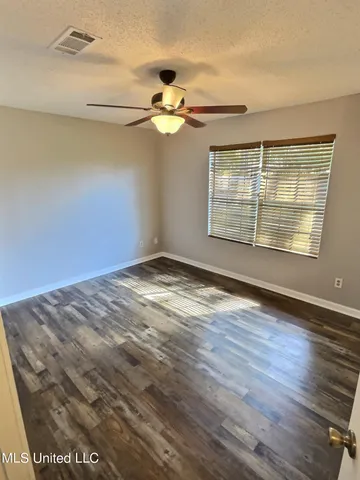 $1,675 | 5408 Old Fort Bayou Road, Ocean Springs, MS 39564